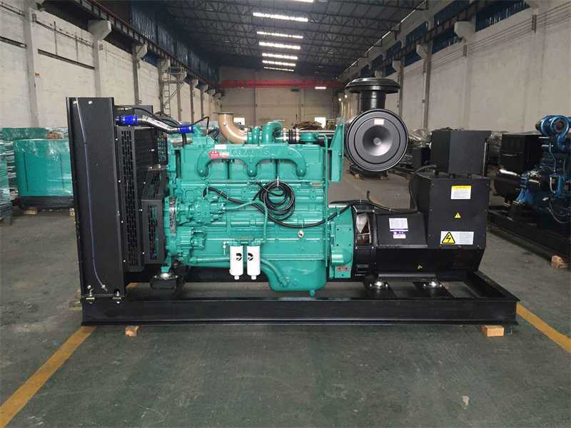 盘龙发电机出租租赁如何保证柴油发电机组的正常运行？